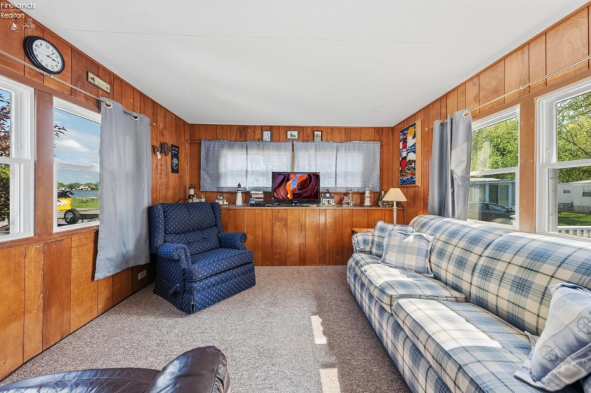 2175 Catawba Road, Port Clinton, 43452, 2 Bedrooms Bedrooms, ,1 BathroomBathrooms,Residential,For Sale,Catawba,20261657