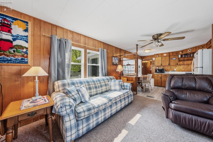 2175 Catawba Road, Port Clinton, 43452, 2 Bedrooms Bedrooms, ,1 BathroomBathrooms,Residential,For Sale,Catawba,20261657