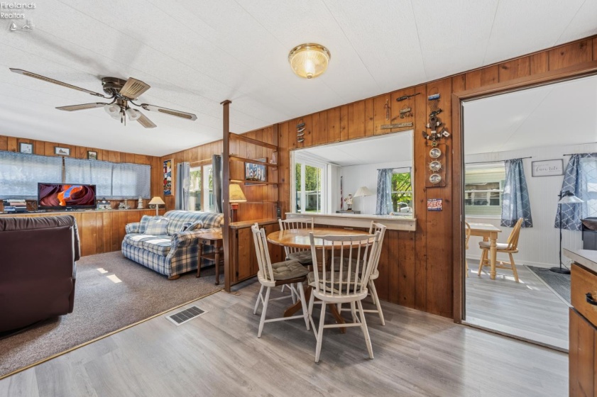 2175 Catawba Road, Port Clinton, 43452, 2 Bedrooms Bedrooms, ,1 BathroomBathrooms,Residential,For Sale,Catawba,20261657