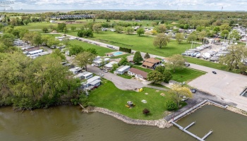 2175 Catawba Road, Port Clinton, 43452, 2 Bedrooms Bedrooms, ,1 BathroomBathrooms,Residential,For Sale,Catawba,20261657