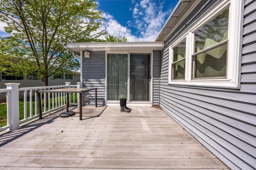 2175 Catawba Road, Port Clinton, 43452, 2 Bedrooms Bedrooms, ,1 BathroomBathrooms,Residential,For Sale,Catawba,20261657