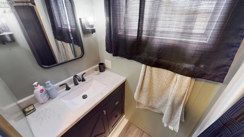 1222 Napoleon Street, Fremont, 43420, 3 Bedrooms Bedrooms, ,2 BathroomsBathrooms,Residential,For Sale,Napoleon,20261653