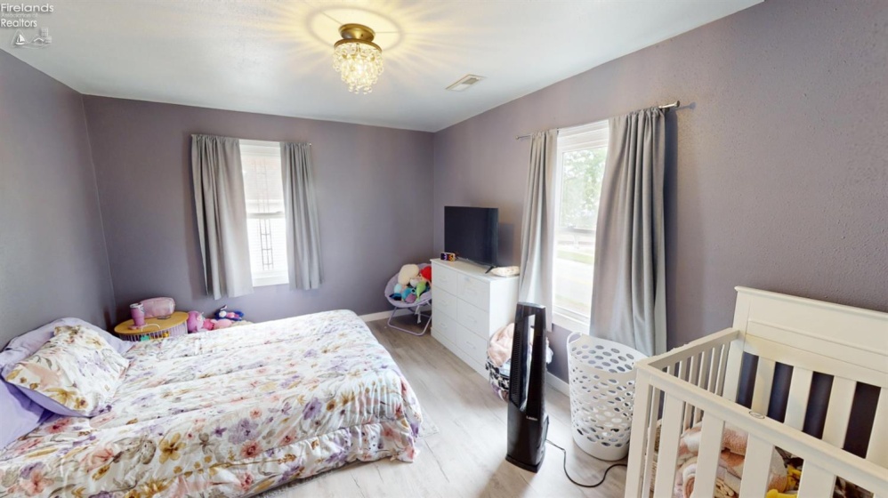 1222 Napoleon Street, Fremont, 43420, 3 Bedrooms Bedrooms, ,2 BathroomsBathrooms,Residential,For Sale,Napoleon,20261653