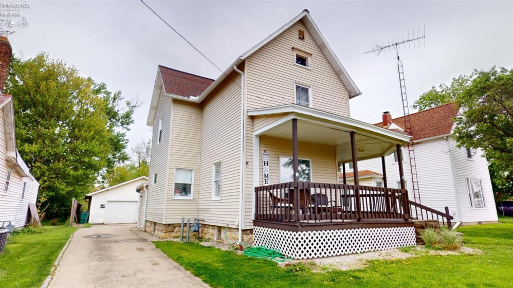1222 Napoleon Street, Fremont, 43420, 3 Bedrooms Bedrooms, ,2 BathroomsBathrooms,Residential,For Sale,Napoleon,20261653