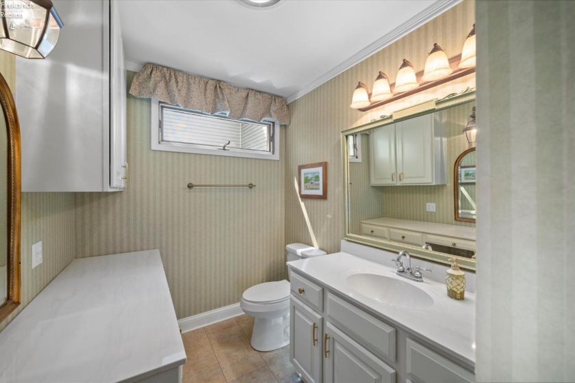 430 Vine Avenue, Lakeside, 43440, 4 Bedrooms Bedrooms, ,3 BathroomsBathrooms,Residential,For Sale,Vine,20261654