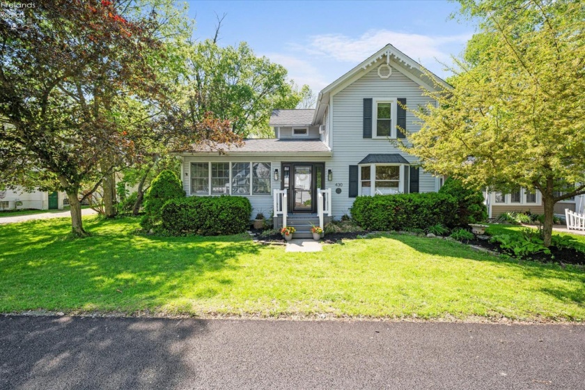 430 Vine Avenue, Lakeside, 43440, 4 Bedrooms Bedrooms, ,3 BathroomsBathrooms,Residential,For Sale,Vine,20261654