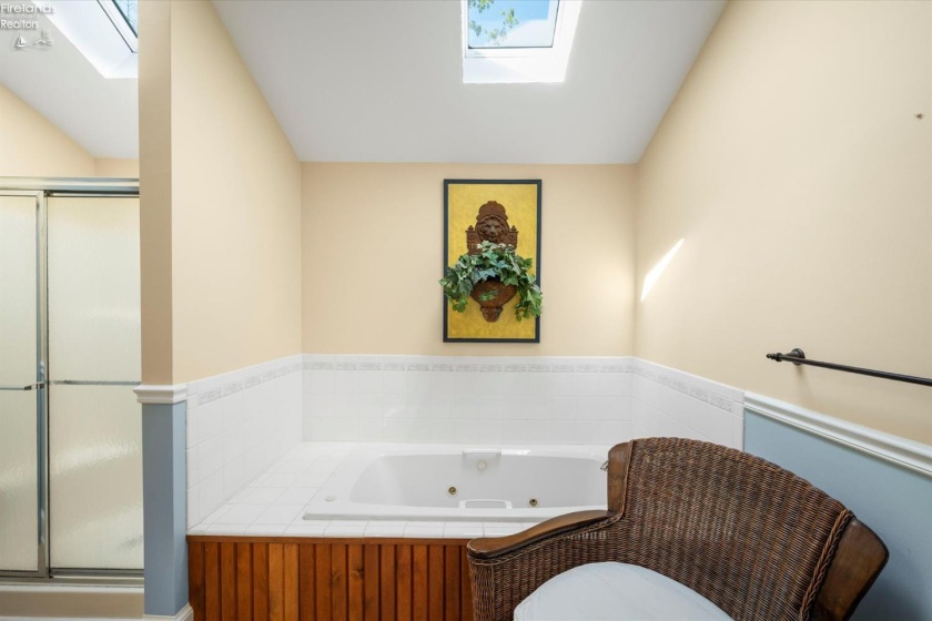 430 Vine Avenue, Lakeside, 43440, 4 Bedrooms Bedrooms, ,3 BathroomsBathrooms,Residential,For Sale,Vine,20261654