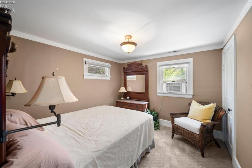 430 Vine Avenue, Lakeside, 43440, 4 Bedrooms Bedrooms, ,3 BathroomsBathrooms,Residential,For Sale,Vine,20261654