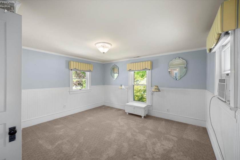 430 Vine Avenue, Lakeside, 43440, 4 Bedrooms Bedrooms, ,3 BathroomsBathrooms,Residential,For Sale,Vine,20261654