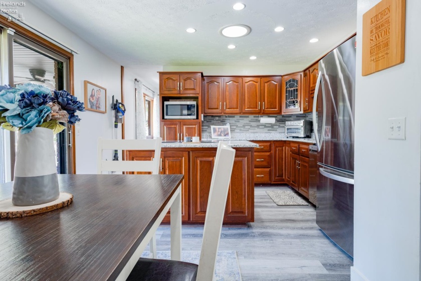 376 Twin Bay Trail, Willard, 44890, 3 Bedrooms Bedrooms, ,3 BathroomsBathrooms,Residential,For Sale,Twin Bay,20261642