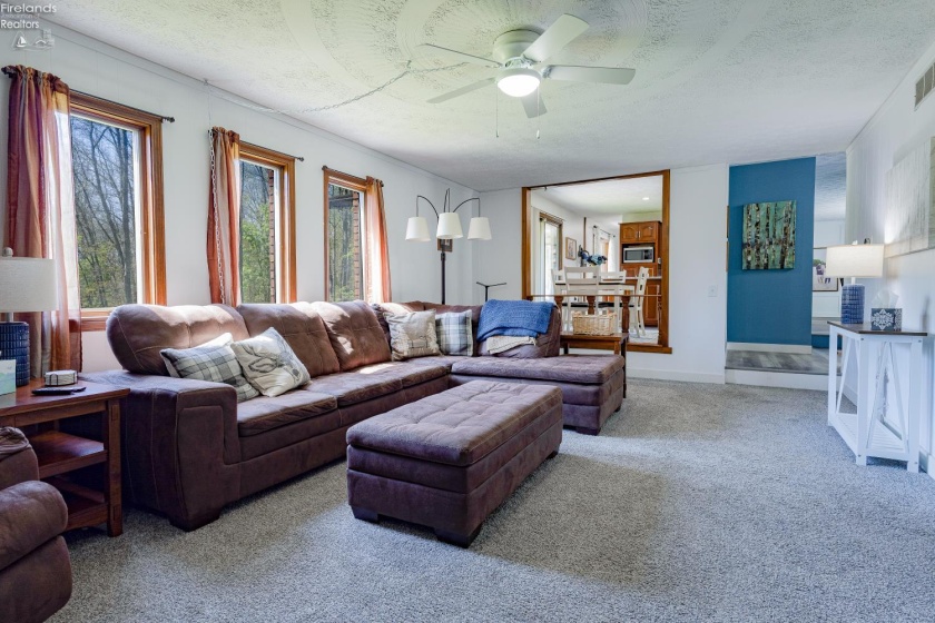 376 Twin Bay Trail, Willard, 44890, 3 Bedrooms Bedrooms, ,3 BathroomsBathrooms,Residential,For Sale,Twin Bay,20261642