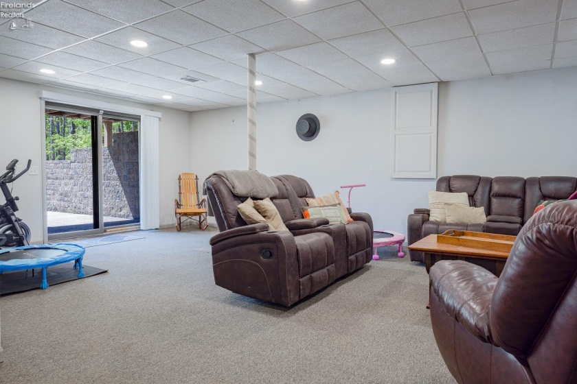 376 Twin Bay Trail, Willard, 44890, 3 Bedrooms Bedrooms, ,3 BathroomsBathrooms,Residential,For Sale,Twin Bay,20261642