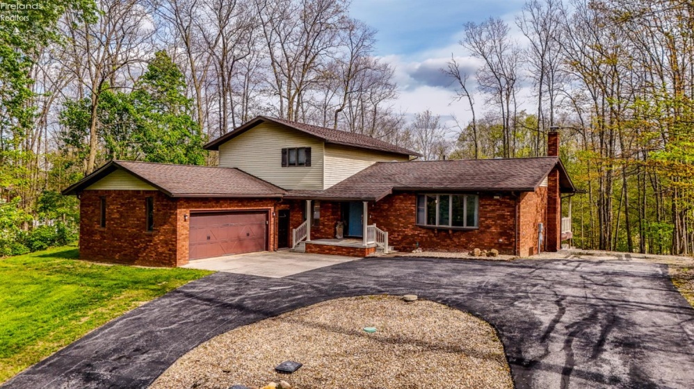 376 Twin Bay Trail, Willard, 44890, 3 Bedrooms Bedrooms, ,3 BathroomsBathrooms,Residential,For Sale,Twin Bay,20261642