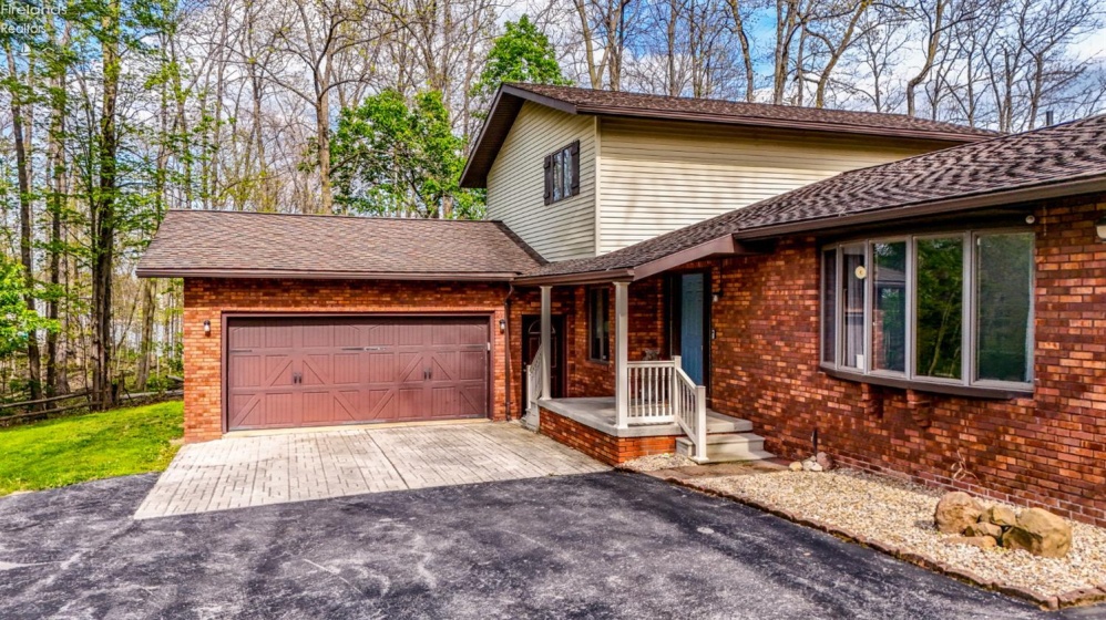 376 Twin Bay Trail, Willard, 44890, 3 Bedrooms Bedrooms, ,3 BathroomsBathrooms,Residential,For Sale,Twin Bay,20261642