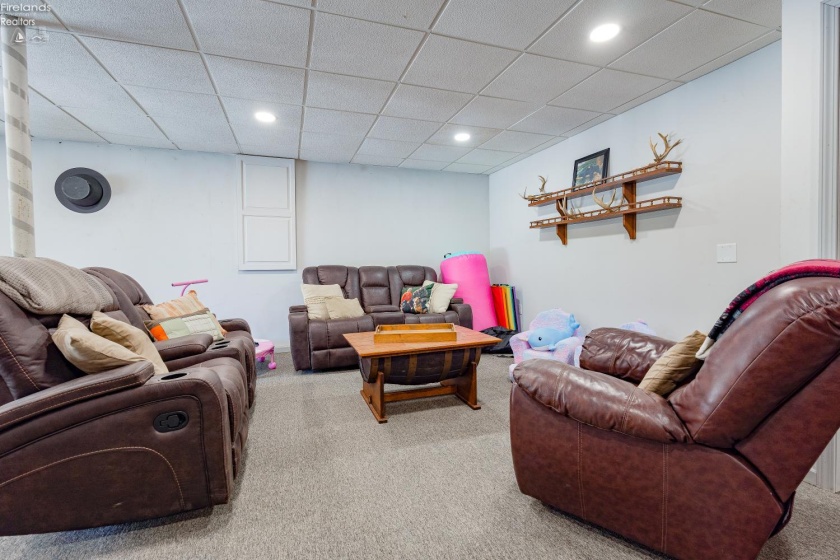 376 Twin Bay Trail, Willard, 44890, 3 Bedrooms Bedrooms, ,3 BathroomsBathrooms,Residential,For Sale,Twin Bay,20261642