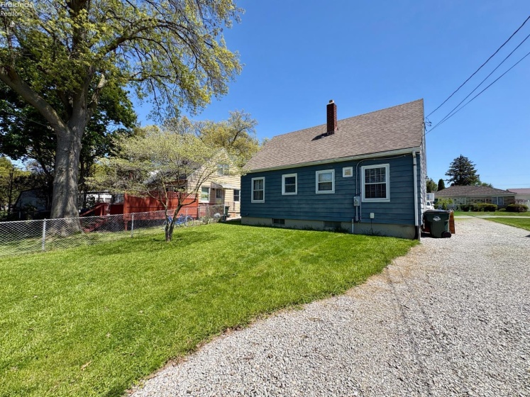 535 Washington Street, Tiffin, 44883, 3 Bedrooms Bedrooms, ,1 BathroomBathrooms,Residential,For Sale,Washington,20261667