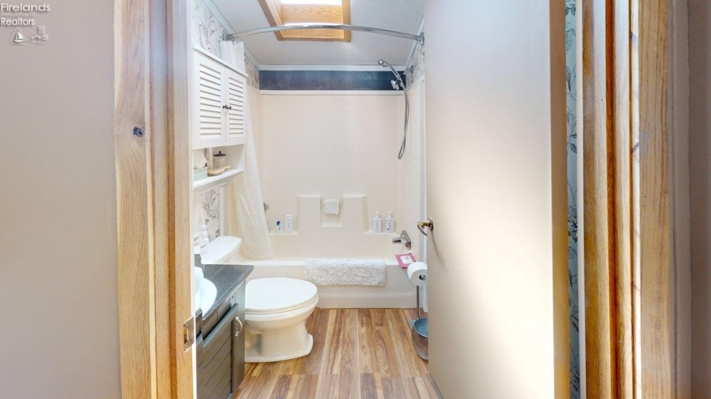 8175 North Shore Boulevard, Marblehead, 43440, 2 Bedrooms Bedrooms, ,1 BathroomBathrooms,Residential,For Sale,North Shore,20261669