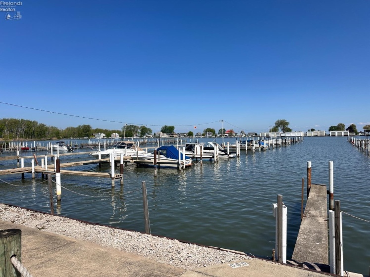 8175 North Shore Boulevard, Marblehead, 43440, 2 Bedrooms Bedrooms, ,1 BathroomBathrooms,Residential,For Sale,North Shore,20261669