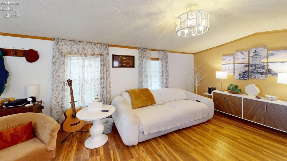 8175 North Shore Boulevard, Marblehead, 43440, 2 Bedrooms Bedrooms, ,1 BathroomBathrooms,Residential,For Sale,North Shore,20261669