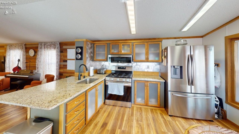8175 North Shore Boulevard, Marblehead, 43440, 2 Bedrooms Bedrooms, ,1 BathroomBathrooms,Residential,For Sale,North Shore,20261669
