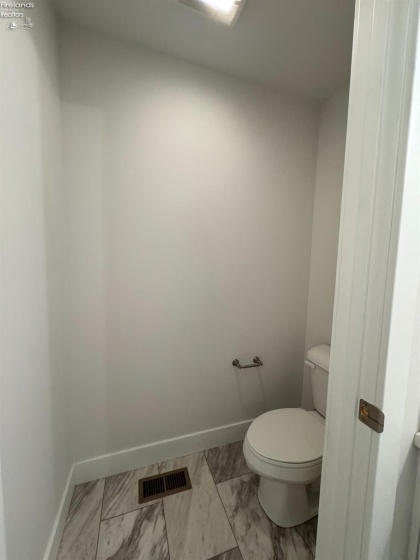 91 Elwood Street, Tiffin, 44883, 3 Bedrooms Bedrooms, ,2 BathroomsBathrooms,Residential,For Sale,Elwood,20261660