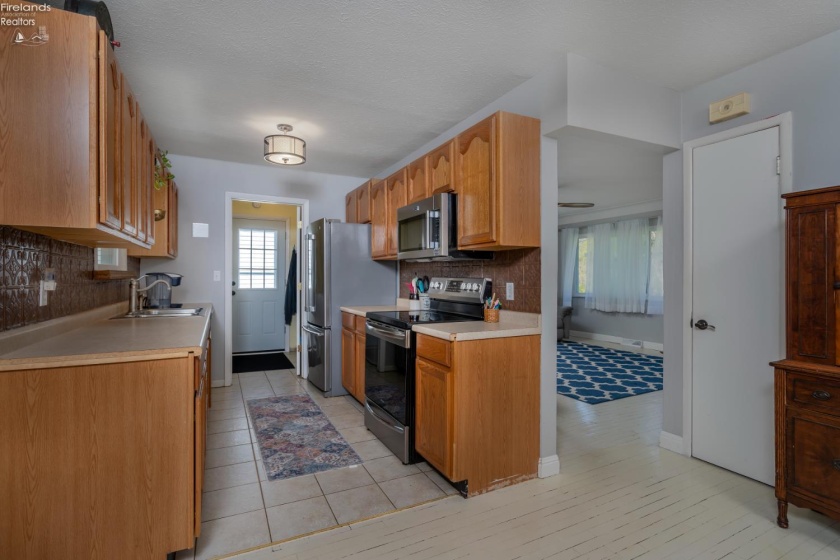 4528 Weyhe Road, Port Clinton, 43452, 3 Bedrooms Bedrooms, ,1 BathroomBathrooms,Residential,For Sale,Weyhe,20261460