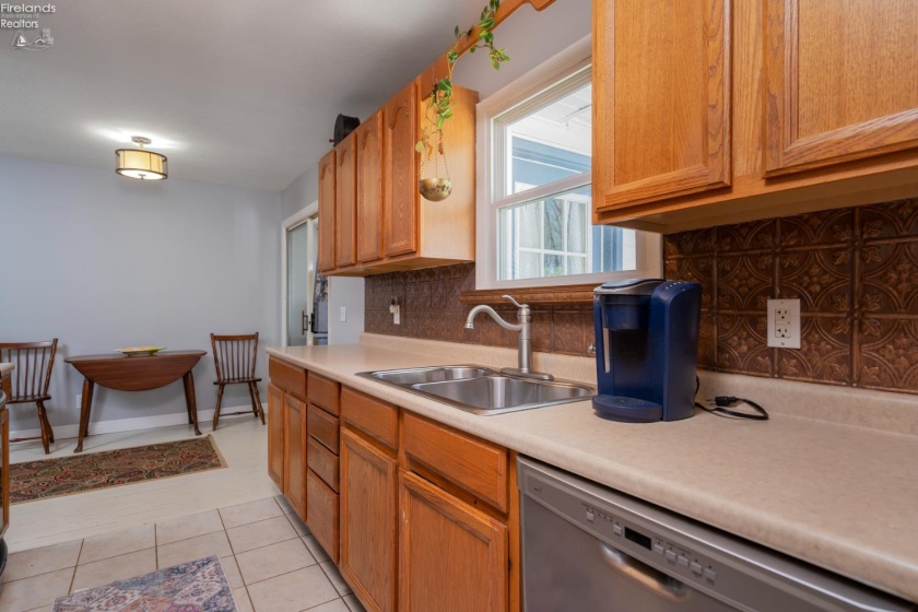 4528 Weyhe Road, Port Clinton, 43452, 3 Bedrooms Bedrooms, ,1 BathroomBathrooms,Residential,For Sale,Weyhe,20261460
