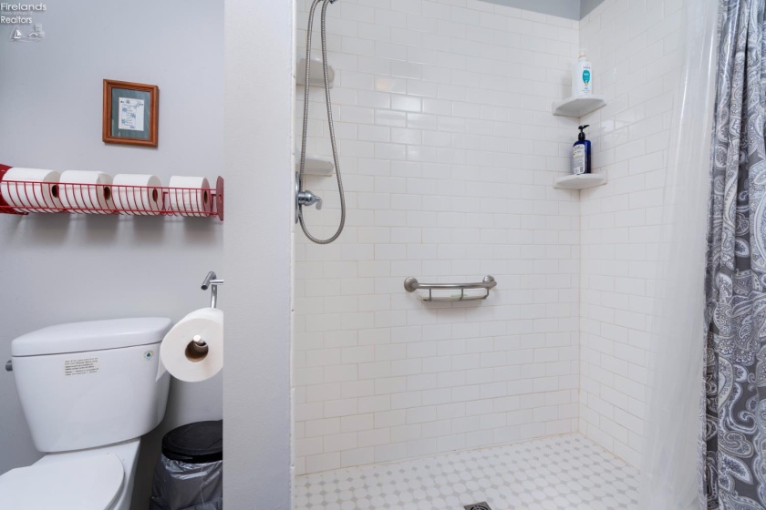 4528 Weyhe Road, Port Clinton, 43452, 3 Bedrooms Bedrooms, ,1 BathroomBathrooms,Residential,For Sale,Weyhe,20261460