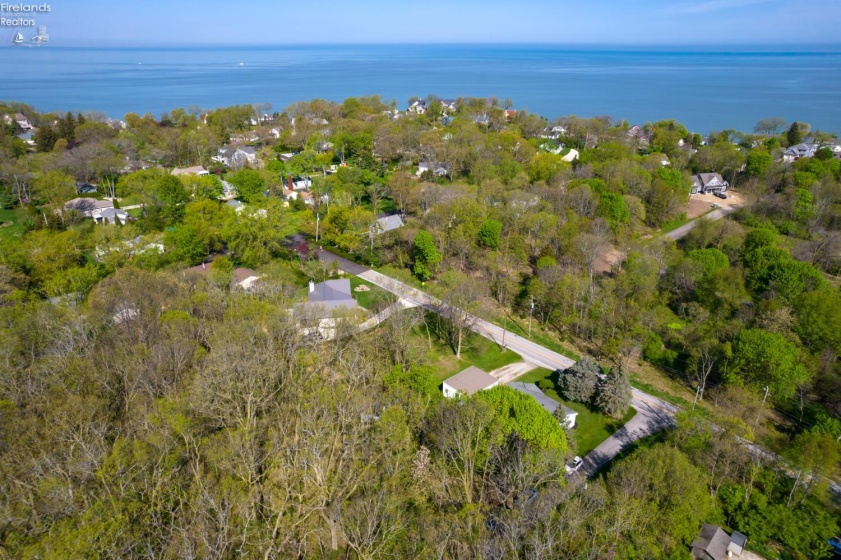 4528 Weyhe Road, Port Clinton, 43452, 3 Bedrooms Bedrooms, ,1 BathroomBathrooms,Residential,For Sale,Weyhe,20261460
