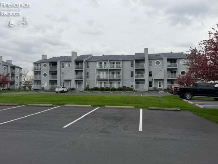 216 Clinton Reef, Port Clinton, 43452, 1 Bedroom Bedrooms, ,1 BathroomBathrooms,Residential,For Sale,Clinton Reef,20261666