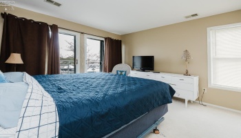 216 Clinton Reef, Port Clinton, 43452, 1 Bedroom Bedrooms, ,1 BathroomBathrooms,Residential,For Sale,Clinton Reef,20261666