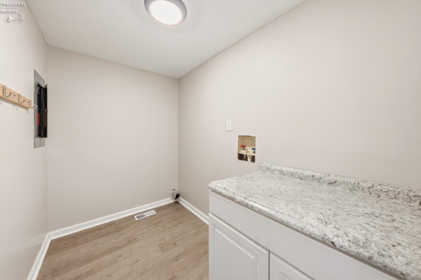 4864 Muggy Road, Port Clinton, 43452, 4 Bedrooms Bedrooms, ,3 BathroomsBathrooms,Residential For Lease,For Lease,Muggy,20261681