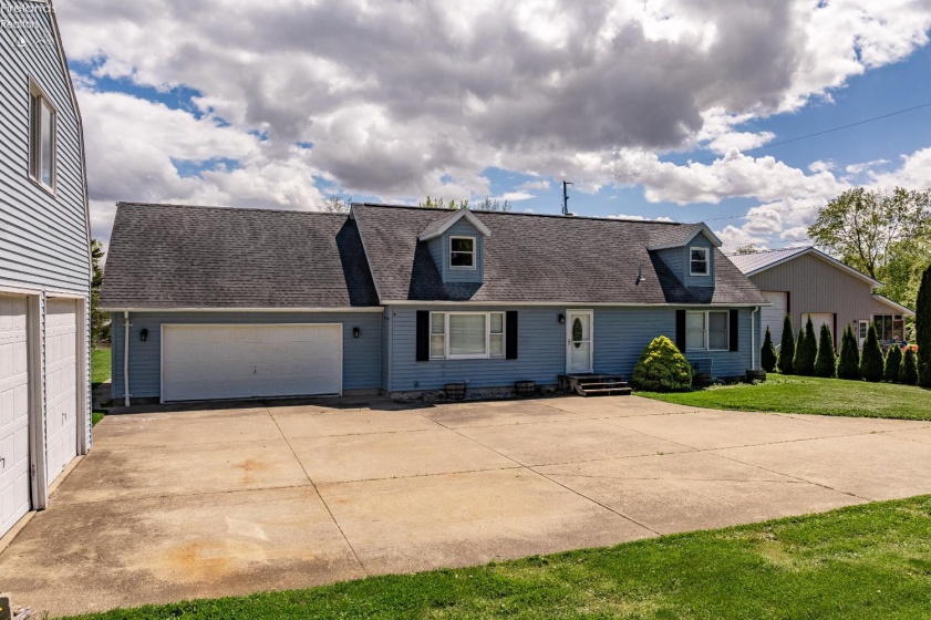 4864 Muggy Road, Port Clinton, 43452, 4 Bedrooms Bedrooms, ,3 BathroomsBathrooms,Residential For Lease,For Lease,Muggy,20261681