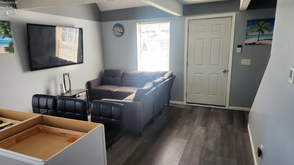 49 Schooner Point Drive, Port Clinton, 43452, 2 Bedrooms Bedrooms, ,2 BathroomsBathrooms,Residential,For Sale,Schooner Point,20261682