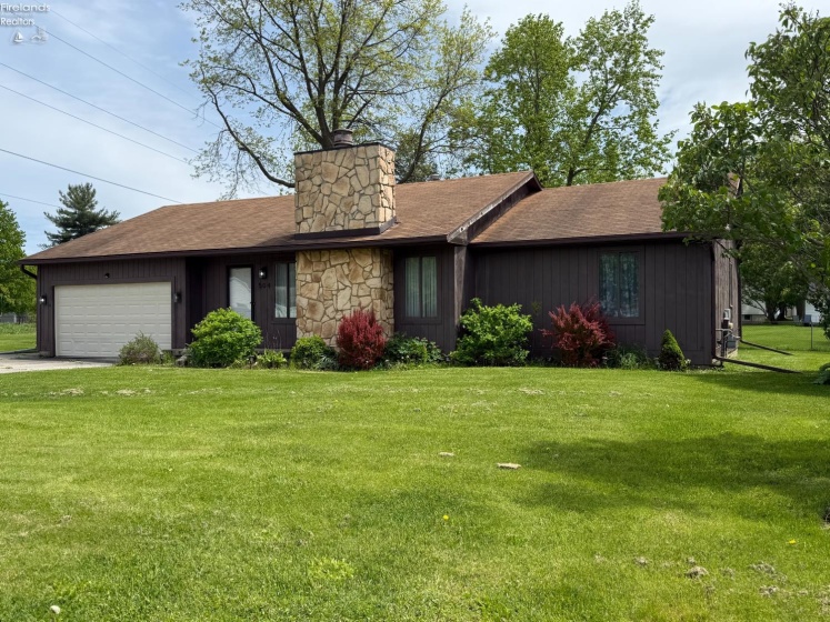 504 Meadow Lane, Sandusky, 44870, 3 Bedrooms Bedrooms, ,2 BathroomsBathrooms,Residential,For Sale,Meadow,20261648