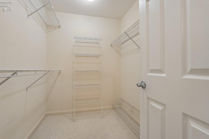 2111 Lakefield Drive, Huron, 44839, 2 Bedrooms Bedrooms, ,2 BathroomsBathrooms,Residential,For Sale,Lakefield,20261686