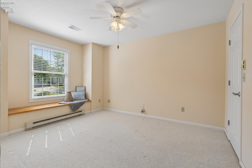 2111 Lakefield Drive, Huron, 44839, 2 Bedrooms Bedrooms, ,2 BathroomsBathrooms,Residential,For Sale,Lakefield,20261686
