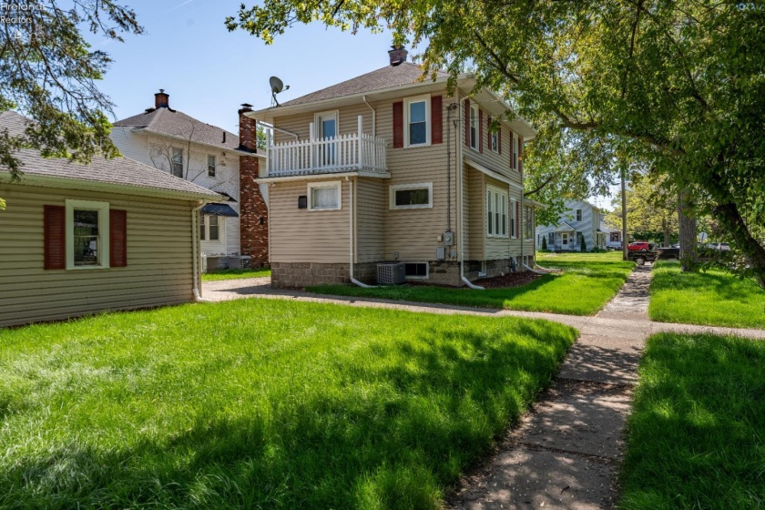 403 4th Street, Port Clinton, 43452, 4 Bedrooms Bedrooms, ,2 BathroomsBathrooms,Residential,For Sale,4th,20261685