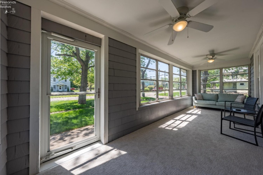 403 4th Street, Port Clinton, 43452, 4 Bedrooms Bedrooms, ,2 BathroomsBathrooms,Residential,For Sale,4th,20261685