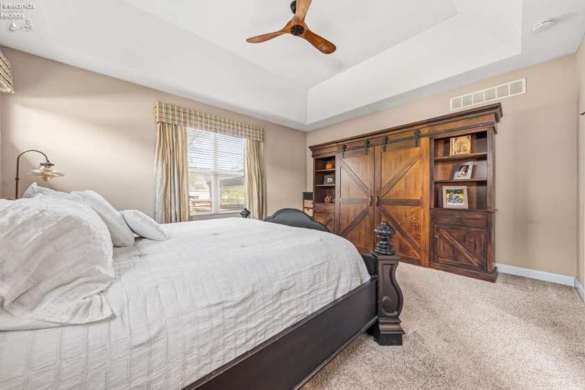 2580 Fairfield Drive, Avon, 44011, 3 Bedrooms Bedrooms, ,3 BathroomsBathrooms,Residential,For Sale,Fairfield,20261694