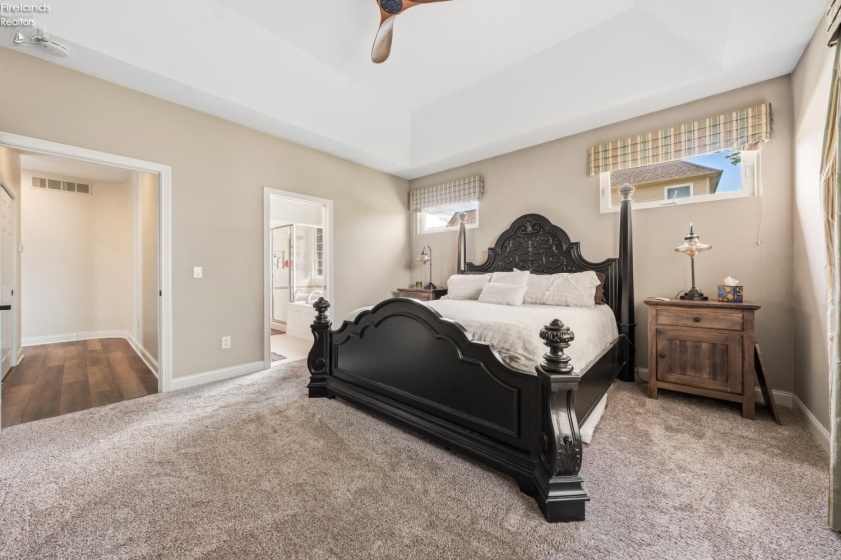 2580 Fairfield Drive, Avon, 44011, 3 Bedrooms Bedrooms, ,3 BathroomsBathrooms,Residential,For Sale,Fairfield,20261694