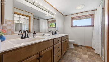 4561 Newbury, Vermilion, 44089, 3 Bedrooms Bedrooms, ,2 BathroomsBathrooms,Residential,For Sale,Newbury,20261587
