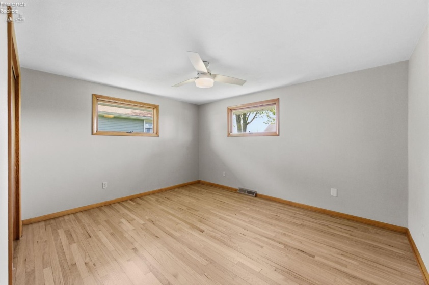4561 Newbury, Vermilion, 44089, 3 Bedrooms Bedrooms, ,2 BathroomsBathrooms,Residential,For Sale,Newbury,20261587