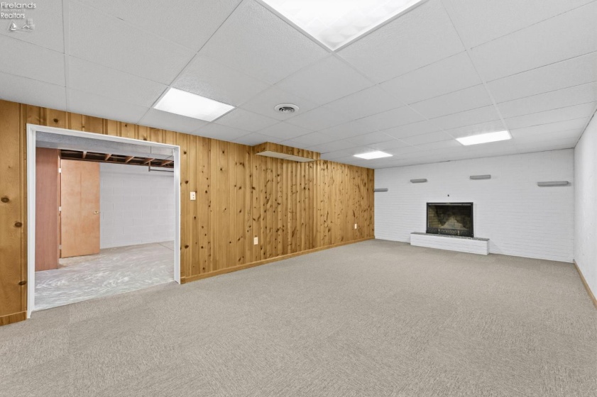 4561 Newbury, Vermilion, 44089, 3 Bedrooms Bedrooms, ,2 BathroomsBathrooms,Residential,For Sale,Newbury,20261587