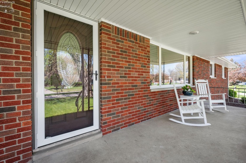 4561 Newbury, Vermilion, 44089, 3 Bedrooms Bedrooms, ,2 BathroomsBathrooms,Residential,For Sale,Newbury,20261587