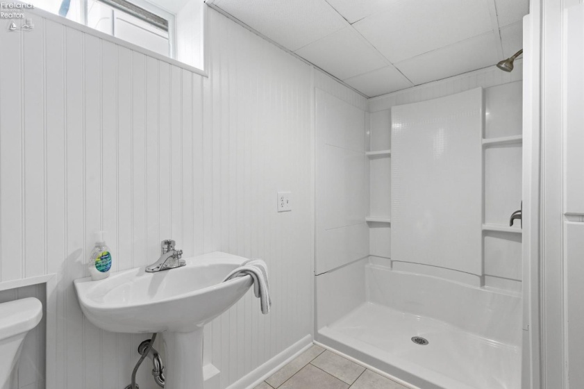 4561 Newbury, Vermilion, 44089, 3 Bedrooms Bedrooms, ,2 BathroomsBathrooms,Residential,For Sale,Newbury,20261587