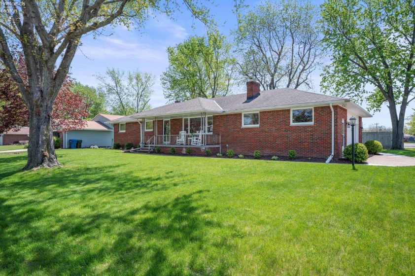 4561 Newbury, Vermilion, 44089, 3 Bedrooms Bedrooms, ,2 BathroomsBathrooms,Residential,For Sale,Newbury,20261587