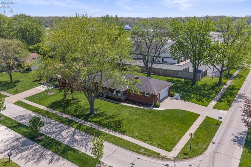 4561 Newbury, Vermilion, 44089, 3 Bedrooms Bedrooms, ,2 BathroomsBathrooms,Residential,For Sale,Newbury,20261587