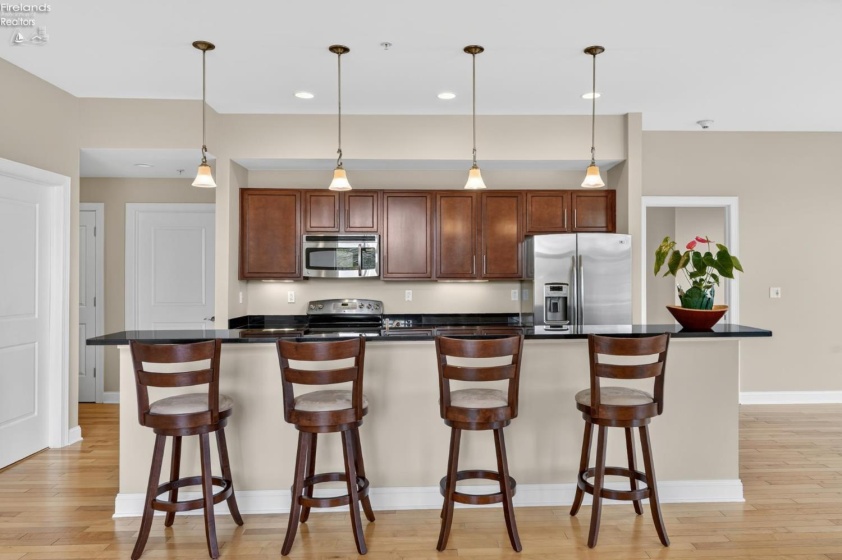 65 college, Oberlin, 44074, 2 Bedrooms Bedrooms, ,2 BathroomsBathrooms,Residential,For Sale,college,20261702