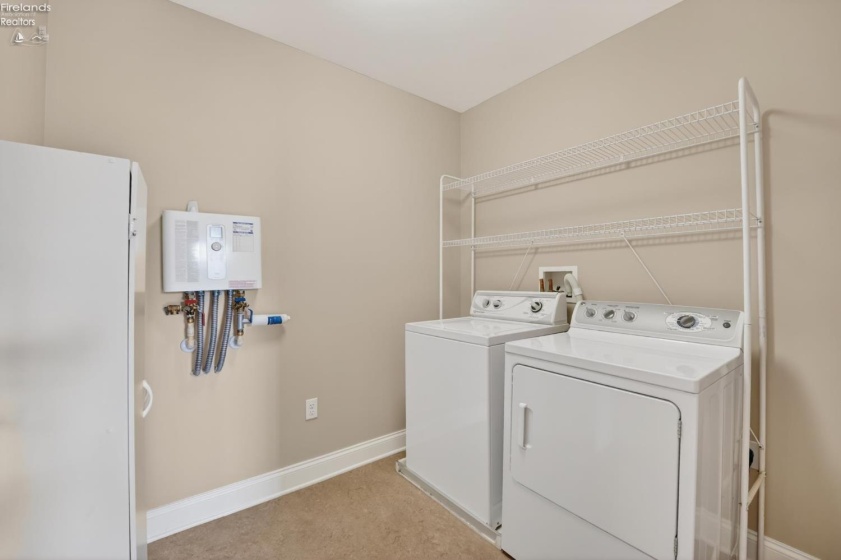 65 college, Oberlin, 44074, 2 Bedrooms Bedrooms, ,2 BathroomsBathrooms,Residential,For Sale,college,20261702